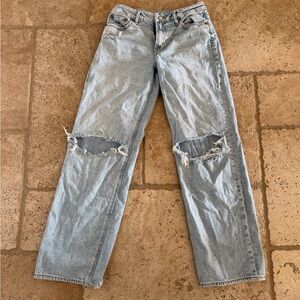 American Eagle Outfitters Light Blue Distressed Knee Relaxed Jeans